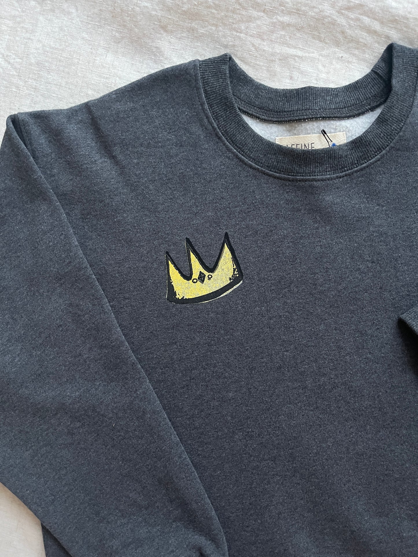 Queen Sweatshirt (Top Right small print)